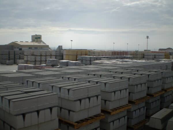 C5: Bordillo Bicapa - 25x15-12x50 - Imagen 2